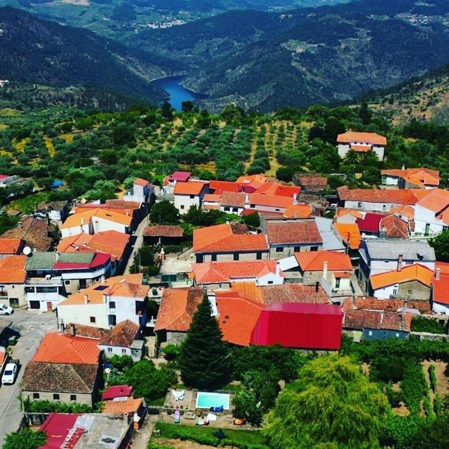 Casa Do Beco B&B Douro - Guest House Parambos Luaran gambar