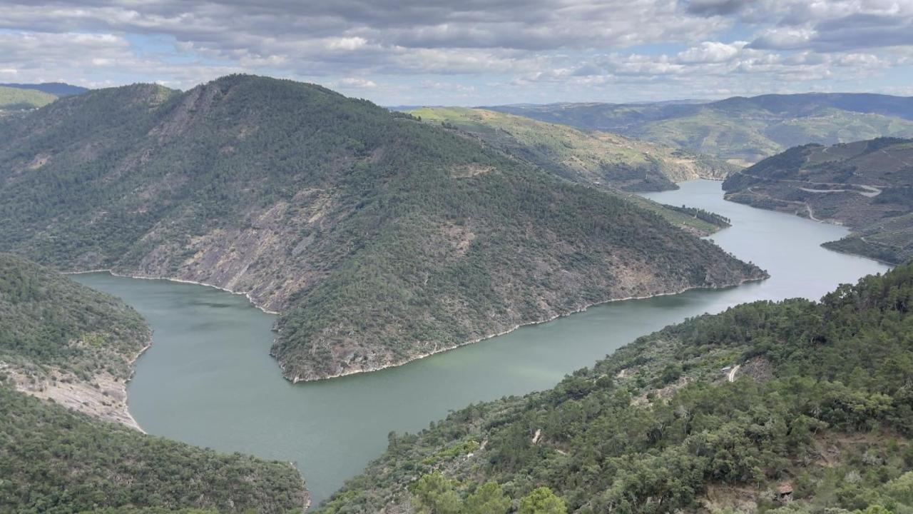 Casa Do Beco B&B Douro - Guest House Parambos Luaran gambar